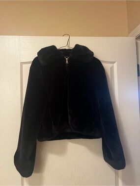 Steve Madden Black Faux Fur Teddy Zip Jacket